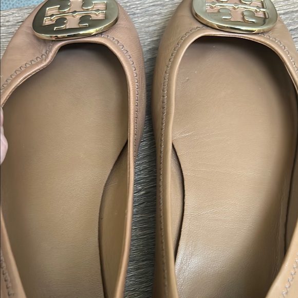 Tory Burch Minnie Travel Leather Ballet Flats in Camel - Picture 9 of 10